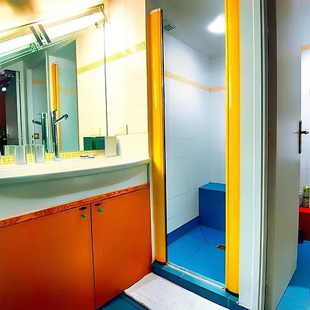 Paris-oasis Montmartre * Paris