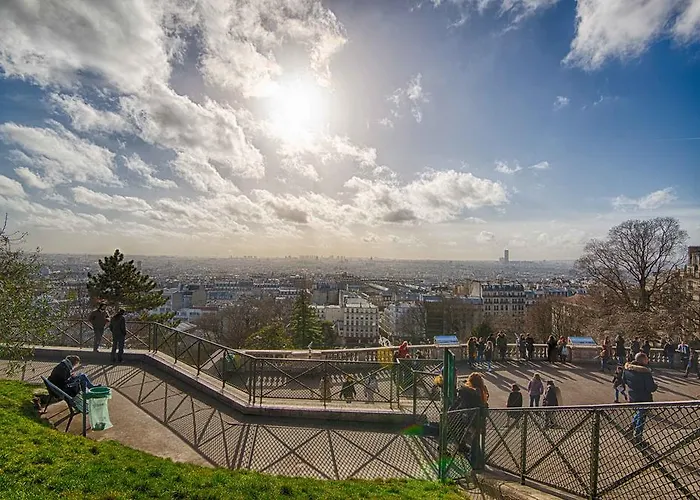 Paris-oasis Montmartre *